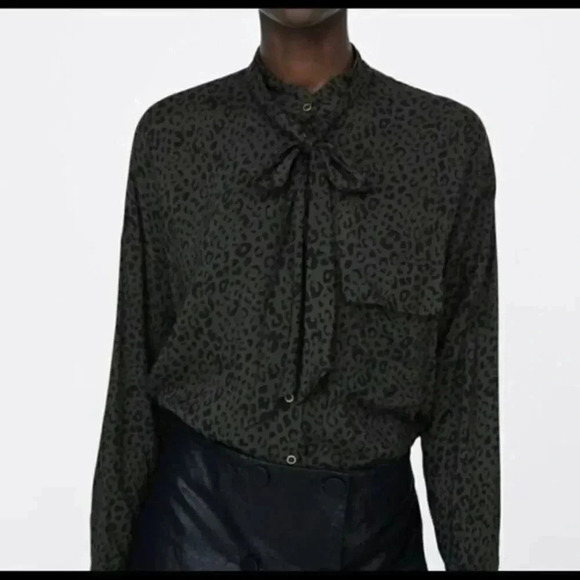 Zara animal Leopard print khaki button down shirt - Picture 1 of 9